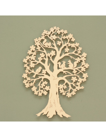 Lenteboom met eekhoorntjes