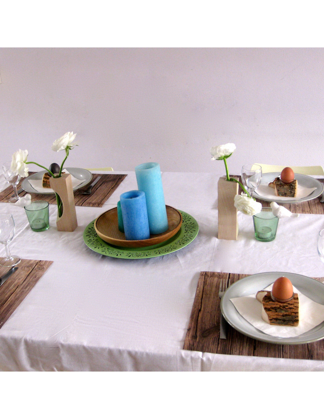 Papieren placemats met houtprint Houten accessoires en meer